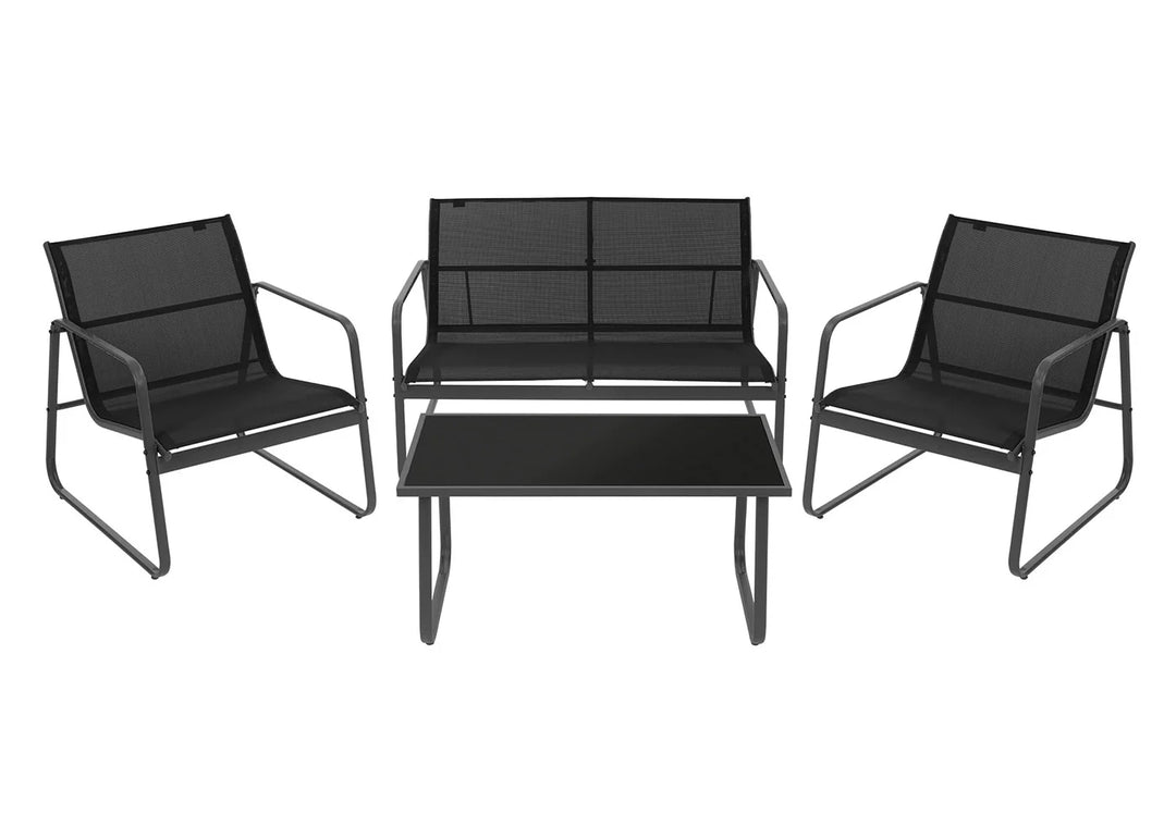 Conjunto de muebles de exterior para terraza con un elegante diseño en negro, compuesto por dos sillas, un sofá de dos plazas y una mesa de centro rectangular. El estilo es moderno y elegante.